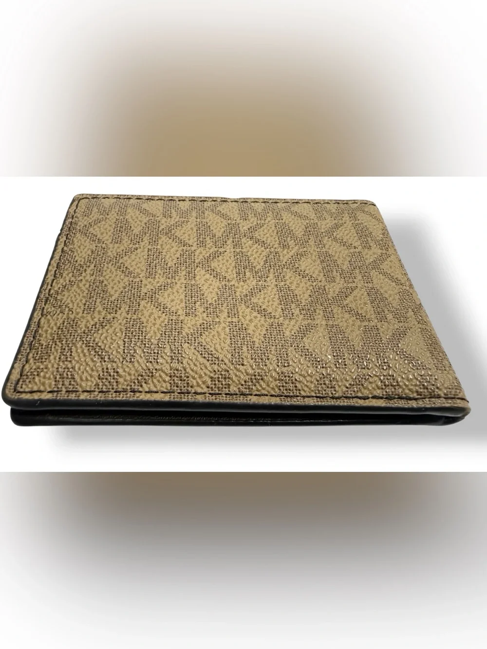 Michael Kors MK Monogram Bi Fold wallet